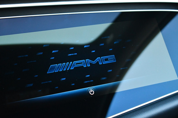 Mercedes-Benz E-Klasse Estate AMG 53 4M+ Pano Superscreen Trekh Burm HUD Distronic Night