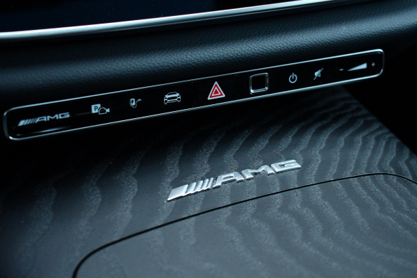 Mercedes-Benz E-Klasse Estate AMG 53 4M+ Pano Superscreen Trekh Burm HUD Distronic Night