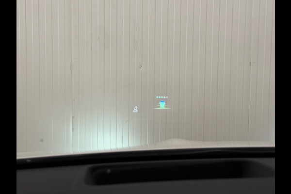 Mercedes-Benz A-Klasse 250 e Star Edition AMG Line Plus | PANO | HUD | 360 CAMERA | TREKHAAK | VOL OPTIES!