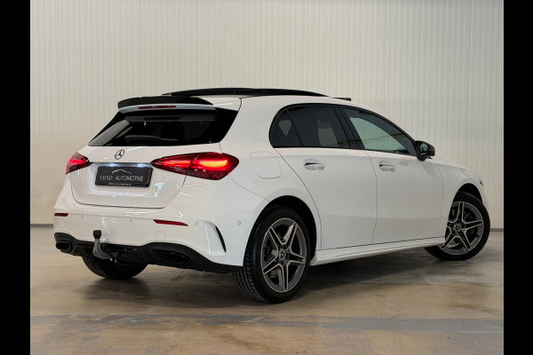 Mercedes-Benz A-Klasse 250 e Star Edition AMG Line Plus | PANO | HUD | 360 CAMERA | TREKHAAK | VOL OPTIES!