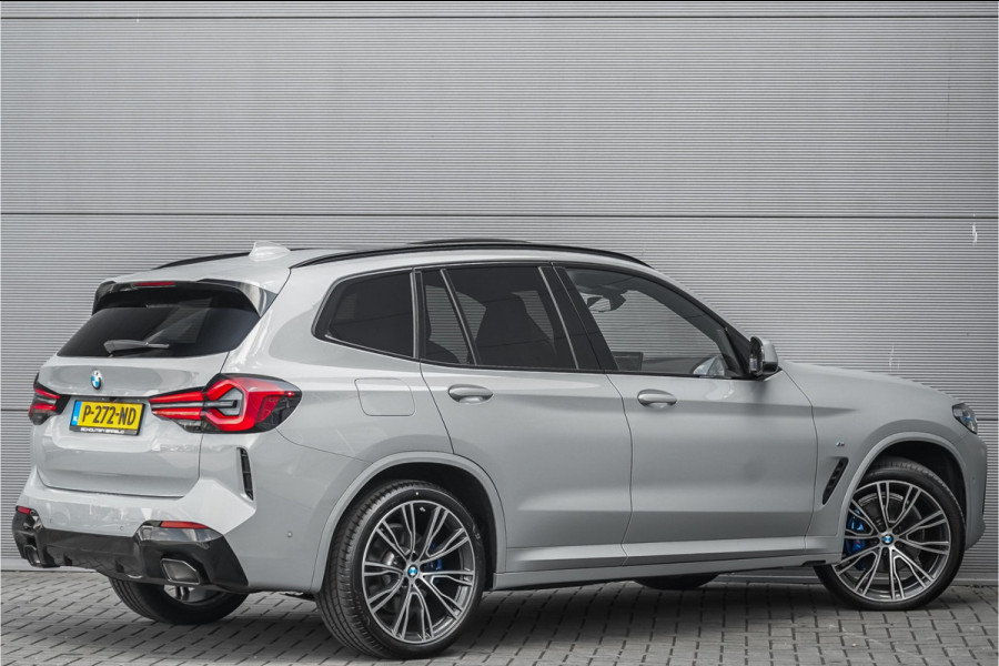 BMW X3 xDrive20i Bus Edition+ M-Sport M-Stoelen Pano Laser 21" Trekhaak