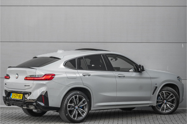BMW X4 xDrive20i M-Sport Pano Laser Stuurverw Trekhaak Individual 20"