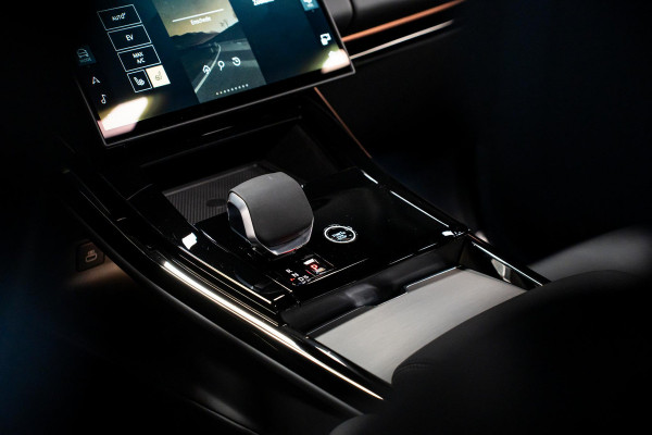 Land Rover Range Rover Sport 3.0 P460e S PHEV *Panorama / Meridian / Memory / Surround-view / Keyless*