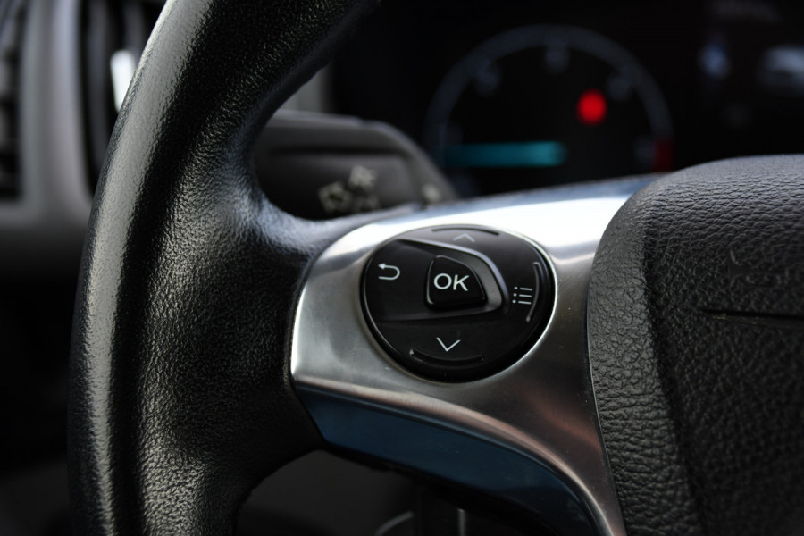 Ford Transit Connect 1.5 EcoBlue L2 Limited Camera, Cruise, Carplay, 120pk, Automaat, LED, Stoelverwarming, Clima, Automaat, Trekhaak, Uniek!