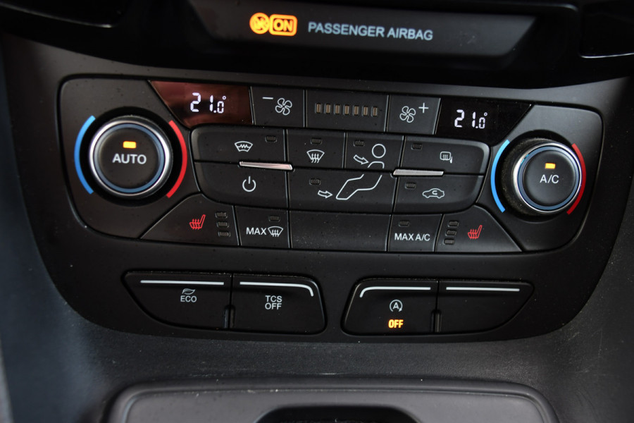 Ford Transit Connect 1.5 EcoBlue L2 Limited Camera, Cruise, Carplay, 120pk, Automaat, LED, Stoelverwarming, Clima, Automaat, Trekhaak, Uniek!