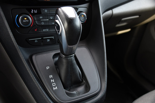 Ford Transit Connect 1.5 EcoBlue L2 Limited Camera, Cruise, Carplay, 120pk, Automaat, LED, Stoelverwarming, Clima, Automaat, Trekhaak, Uniek!