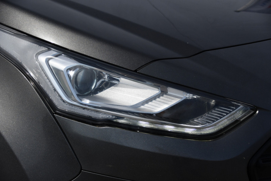 Ford Transit Connect 1.5 EcoBlue L2 Limited Camera, Cruise, Carplay, 120pk, Automaat, LED, Stoelverwarming, Clima, Automaat, Trekhaak, Uniek!