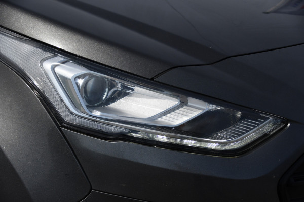 Ford Transit Connect 1.5 EcoBlue L2 Limited Camera, Cruise, Carplay, 120pk, Automaat, LED, Stoelverwarming, Clima, Automaat, Trekhaak, Uniek!