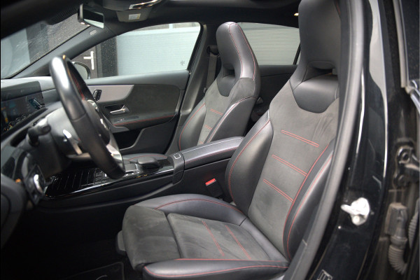 Mercedes-Benz A-Klasse 250 e Business Solution AMG Limited | Panoramadak | Stoelverwarming | Multibeam | Memory Seats | Keyless | Ambiance Verlichting | Camera | Cruise Control |