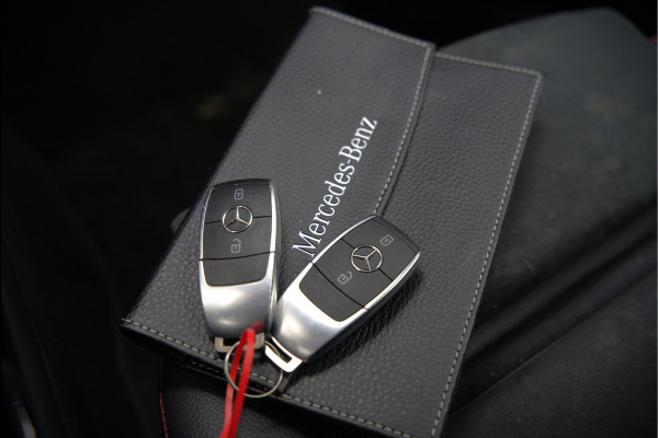 Mercedes-Benz A-Klasse 250 e Business Solution AMG Limited | Panoramadak | Stoelverwarming | Multibeam | Memory Seats | Keyless | Ambiance Verlichting | Camera | Cruise Control |