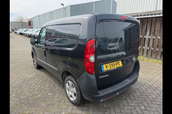 Opel Combo 1.3 CDTi L1H1 Edition AIRCO I ELEKTRISCHE RAMEN I TURBO KAPOT GELOPEN ZIE OPMERKINGEN