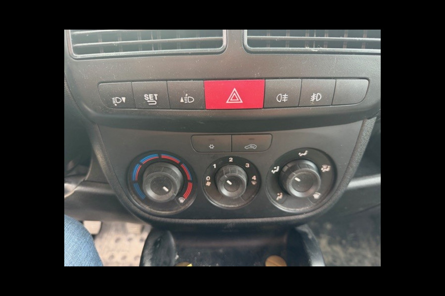 Opel Combo 1.3 CDTi L1H1 Edition AIRCO I ELEKTRISCHE RAMEN I TURBO KAPOT GELOPEN ZIE OPMERKINGEN