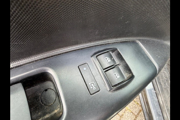 Opel Combo 1.3 CDTi L1H1 Edition AIRCO I ELEKTRISCHE RAMEN I TURBO KAPOT GELOPEN ZIE OPMERKINGEN