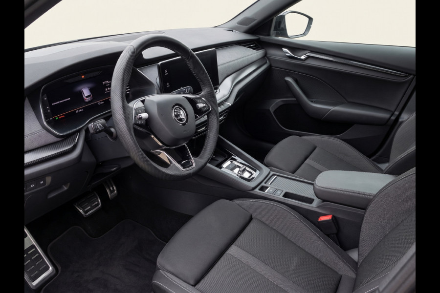 Škoda Octavia Combi 1.0 e-TSI Business Edition Plus 110pk DSG | Panoramadak | Trekhaak | Navigatie | Verwarmbare voorstoelen | Led Koplampen