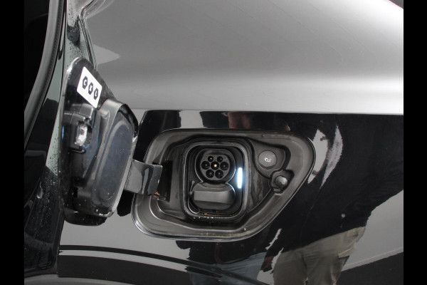 Polestar 2 Standard Range Single Motor 69 kWh Automaat Camera Dab Led Verwarmde voorstoelen Navigatie Apple Carplay/Android Auto Climate Control Parkeer sensoren