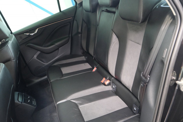 Škoda Kamiq 1.5 TSI ACT Business Edition Automaat - N.A.P. Airco, Camera, Cruise, Virtual Display, PDC.