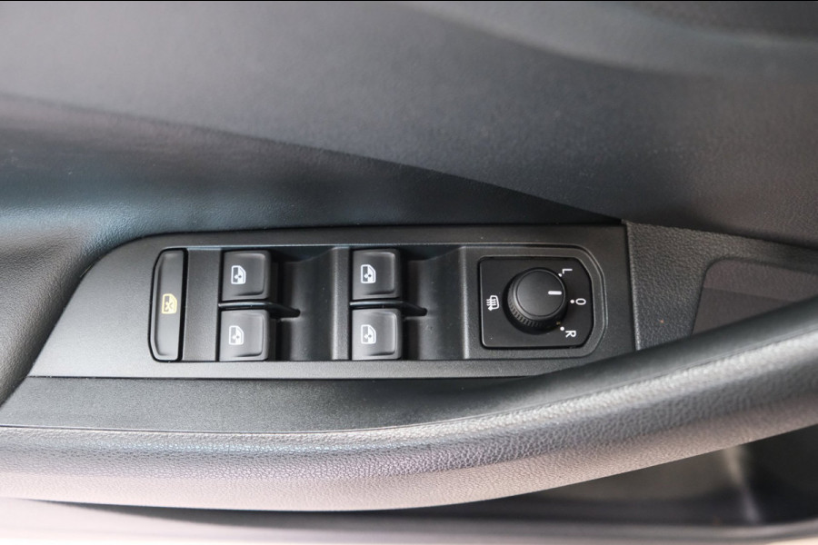 Škoda Kamiq 1.5 TSI ACT Business Edition Automaat - N.A.P. Airco, Camera, Cruise, Virtual Display, PDC.