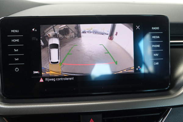 Škoda Kamiq 1.5 TSI ACT Business Edition Automaat - N.A.P. Airco, Camera, Cruise, Virtual Display, PDC.