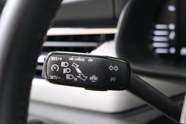 Škoda Kamiq 1.5 TSI ACT Business Edition Automaat - N.A.P. Airco, Camera, Cruise, Virtual Display, PDC.