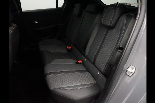 Peugeot 208 1.2 PureTech 100 Allure Sportive (APPLE CARPLAY,CLIMATE,PARKEERSENSOREN,LED VERLICHTING,LM-VELGEN,TOPCONDITIE)