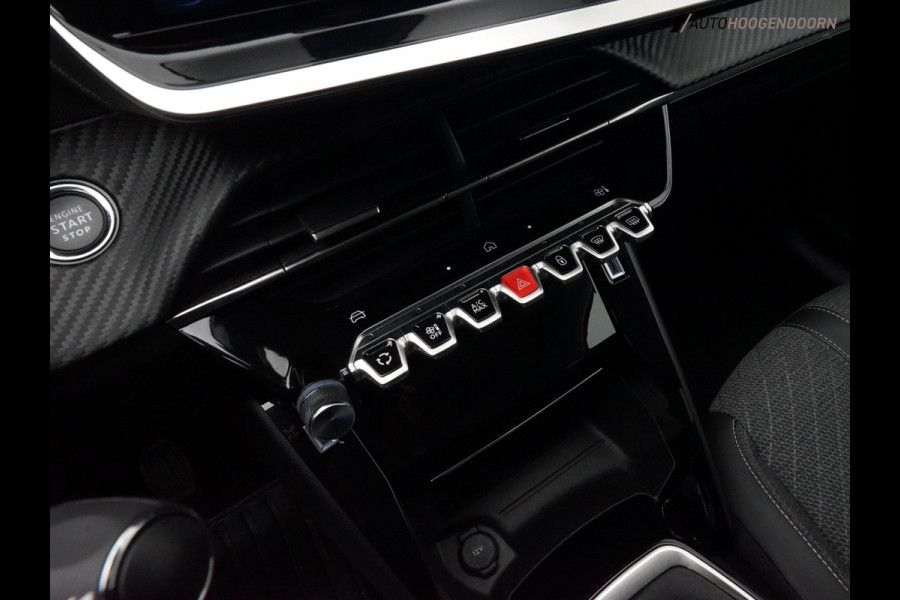 Peugeot 208 1.2 PureTech 100 Allure Sportive (APPLE CARPLAY,CLIMATE,PARKEERSENSOREN,LED VERLICHTING,LM-VELGEN,TOPCONDITIE)