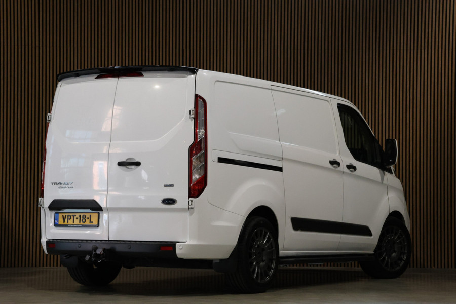 Ford Transit Custom 2.0 TDCI Raptor Edition | Automaat | CarPlay | Cruise control | PDC | Trekhaak | Nieuwe APK | Euro 6