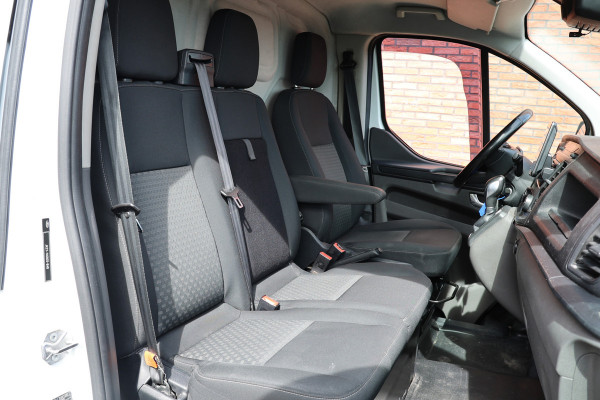 Ford Transit Custom 2.0 TDCI Raptor Edition | Automaat | CarPlay | Cruise control | PDC | Trekhaak | Nieuwe APK | Euro 6
