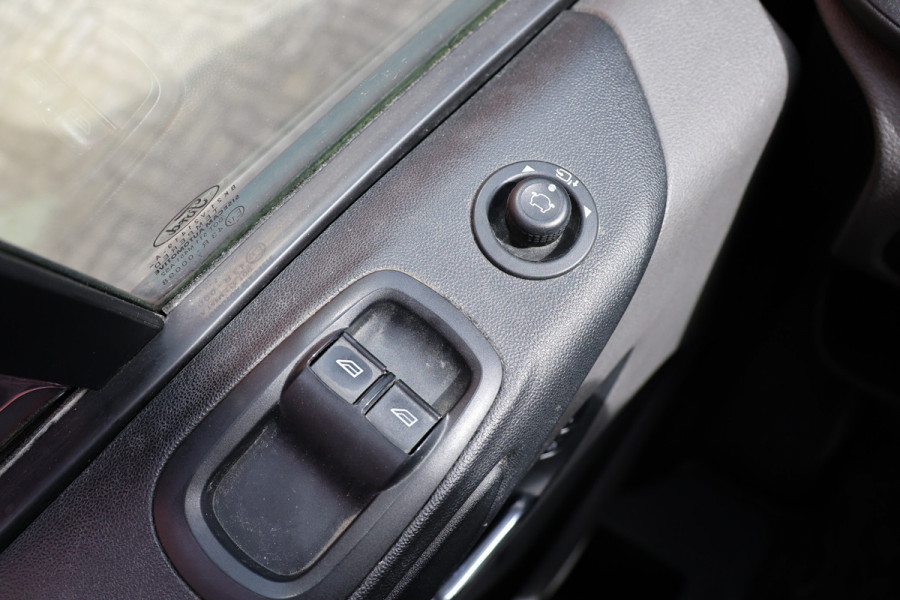 Ford Transit Custom 2.0 TDCI Raptor Edition | Automaat | CarPlay | Cruise control | PDC | Trekhaak | Nieuwe APK | Euro 6