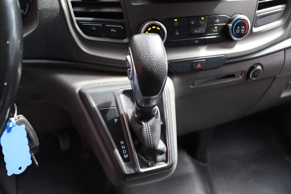 Ford Transit Custom 2.0 TDCI Raptor Edition | Automaat | CarPlay | Cruise control | PDC | Trekhaak | Nieuwe APK | Euro 6