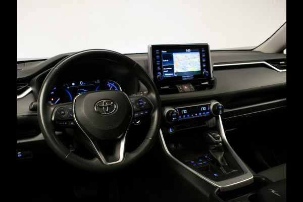 Toyota RAV4 2.5 Hybrid Sport (APPLE CARPLAY,NAVI,CAMERA,CLIMATE,CRUISE,GETINT,LED,SPORTSTOELEN,LM VELGEN,NETTE STAAT)