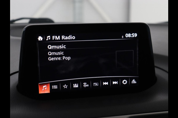 Mazda 3 2.0 SkyActiv-G 120 SkyLease+ | Stoel & stuurverwarming | Head-Up | Trekhaak | Camera | Navigatie | Full LED | Parkeerhulp | Climate control | Bluetooth | DAB | Cruise control | 103.800km NAP