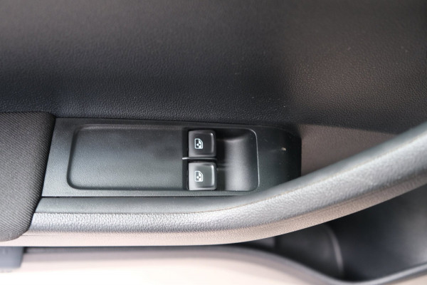 Škoda Fabia Combi 1.0 TSI Ambition - N.A.P. Airco, Carplay, Crusie, Navi, PDC, Trekhaak.