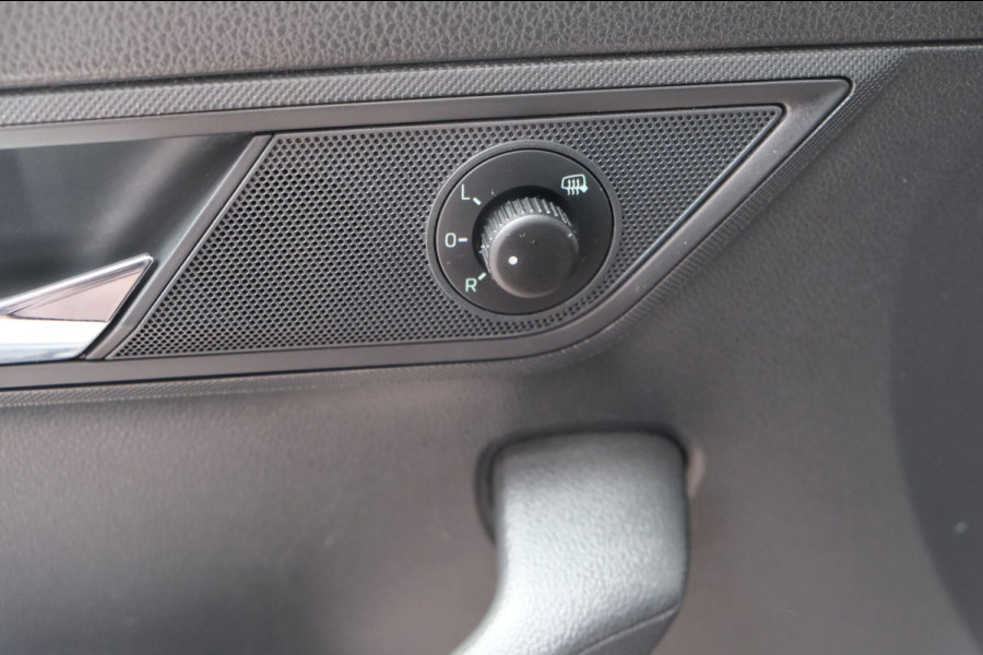 Škoda Fabia Combi 1.0 TSI Ambition - N.A.P. Airco, Carplay, Crusie, Navi, PDC, Trekhaak.