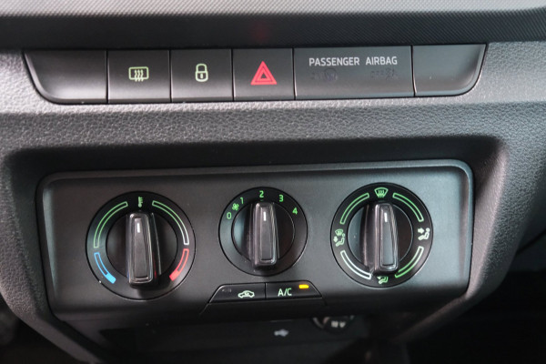 Škoda Fabia Combi 1.0 TSI Ambition - N.A.P. Airco, Carplay, Crusie, Navi, PDC, Trekhaak.