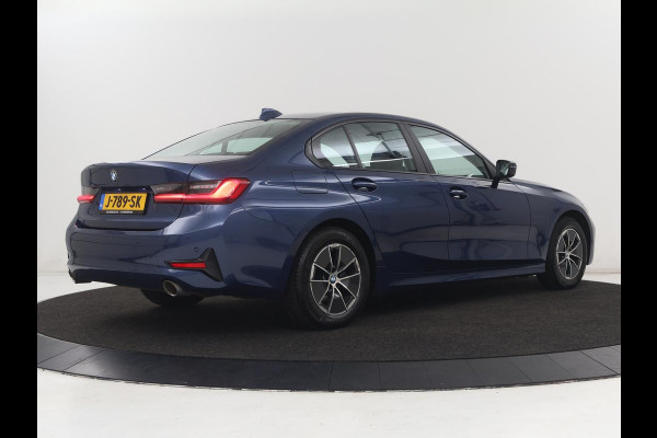 BMW 3-serie 320i Executive Edition | Sportstoelen | Carplay | Live Cockpit | Half leder | Navigatie | Full LED | Climate control | Parkeerhulp | Cruise control | Bluetooth