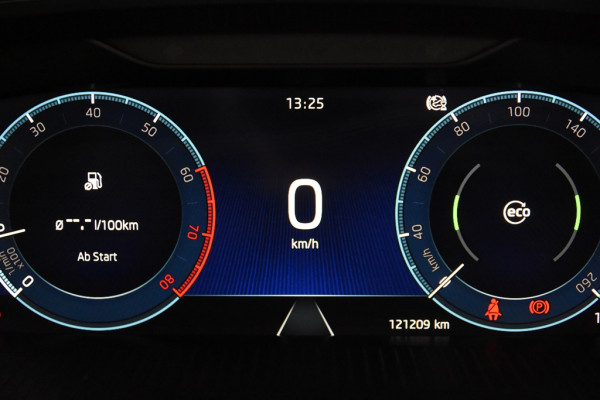 Škoda Octavia Combi 1.0 e-TSI Ambition Automaat *1ste Eigenaar*Navigatie*Trekhaak*