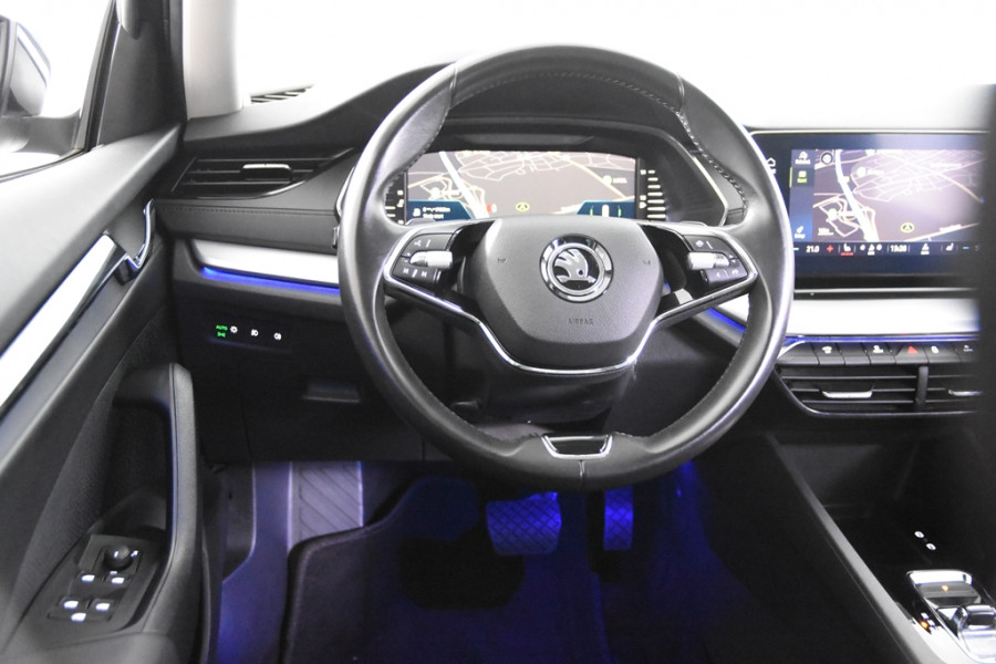 Škoda Octavia Combi 1.0 e-TSI Ambition Automaat *1ste Eigenaar*Navigatie*Trekhaak*