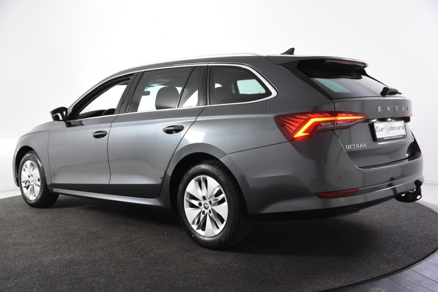 Škoda Octavia Combi 1.0 e-TSI Ambition Automaat *1ste Eigenaar*Navigatie*Trekhaak*