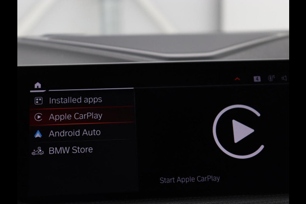 BMW 1-serie 118i Sport Line | Sportstoelen | Carplay | Half leder | Live Cockpit | Full LED | Navigatie | Sfeerverlichting | Trekhaak | Climate control | Parkeerhulp | Cruise control | DAB | Bluetooth