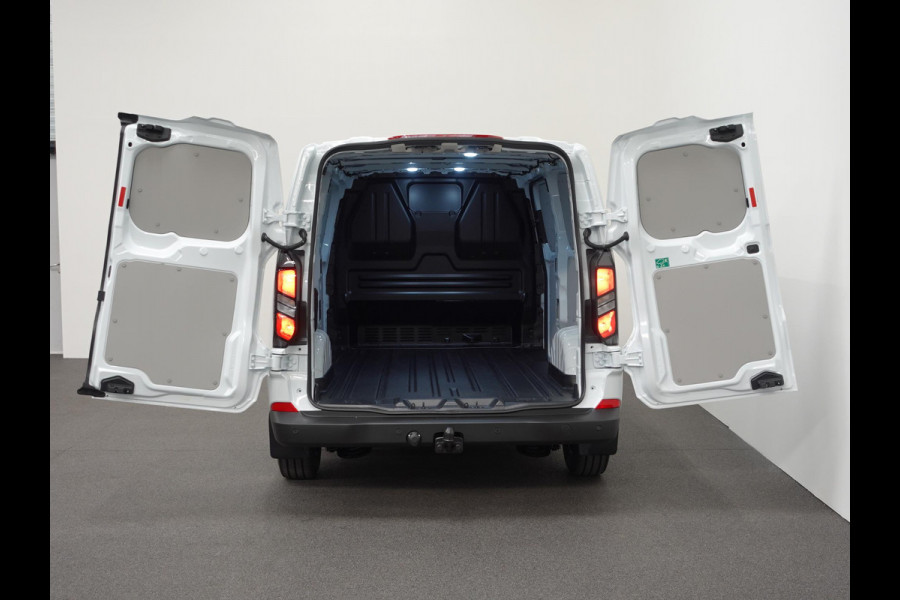 Ford Transit Custom 300 2.0 TDCI L2H1 Trend Nieuw Model Automaat Airco Cruise Navi PDC Camera Carplay