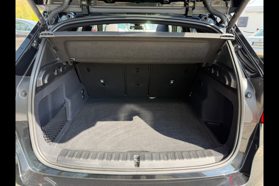 BMW X1 XDrive25e, NAP, 4WD, M-Sport, Leder, Pano, Trekhaak, CarPlay
