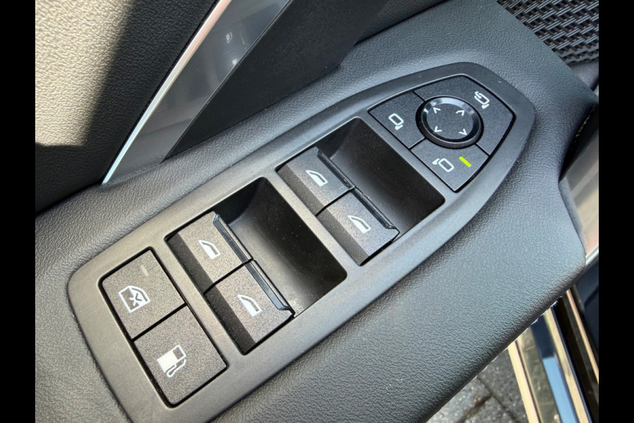 BMW X1 XDrive25e, NAP, 4WD, M-Sport, Leder, Pano, Trekhaak, CarPlay