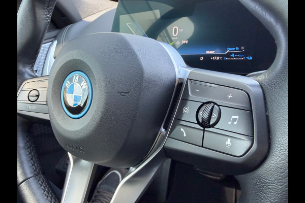 BMW X1 XDrive25e, NAP, 4WD, M-Sport, Leder, Pano, Trekhaak, CarPlay