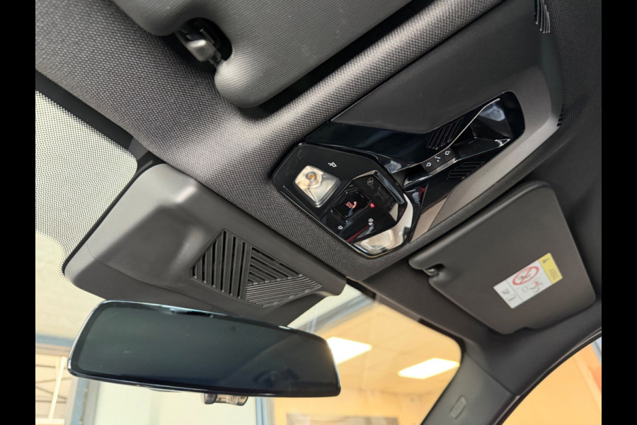 BMW X1 XDrive25e, NAP, 4WD, M-Sport, Leder, Pano, Trekhaak, CarPlay