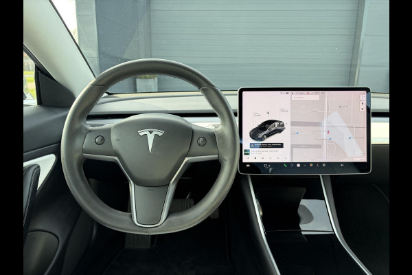 Tesla Model 3 Long Range AWD 75 kWh 2e Eigenaar,Autopilot,Panodak,Leder,360 Camera,Adaptive Cruise,NL Auto,N.A.P,Extra zomer banden,APK tot 09-2027