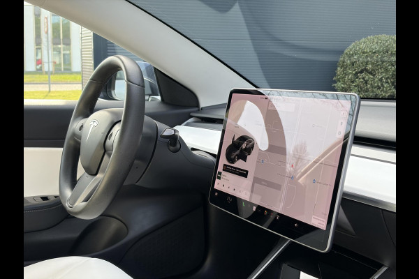 Tesla Model 3 Long Range AWD 75 kWh 2e Eigenaar,Autopilot,Panodak,Leder,360 Camera,Adaptive Cruise,NL Auto,N.A.P,Extra zomer banden,APK tot 09-2027
