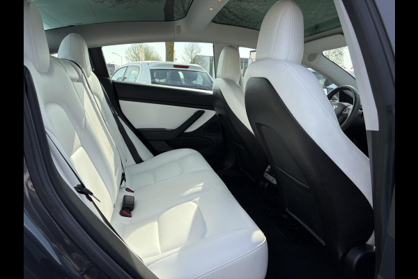 Tesla Model 3 Long Range AWD 75 kWh 2e Eigenaar,Autopilot,Panodak,Leder,360 Camera,Adaptive Cruise,NL Auto,N.A.P,Extra zomer banden,APK tot 09-2027