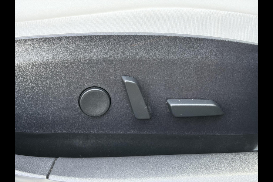 Tesla Model 3 Long Range AWD 75 kWh 2e Eigenaar,Autopilot,Panodak,Leder,360 Camera,Adaptive Cruise,NL Auto,N.A.P,Extra zomer banden,APK tot 09-2027