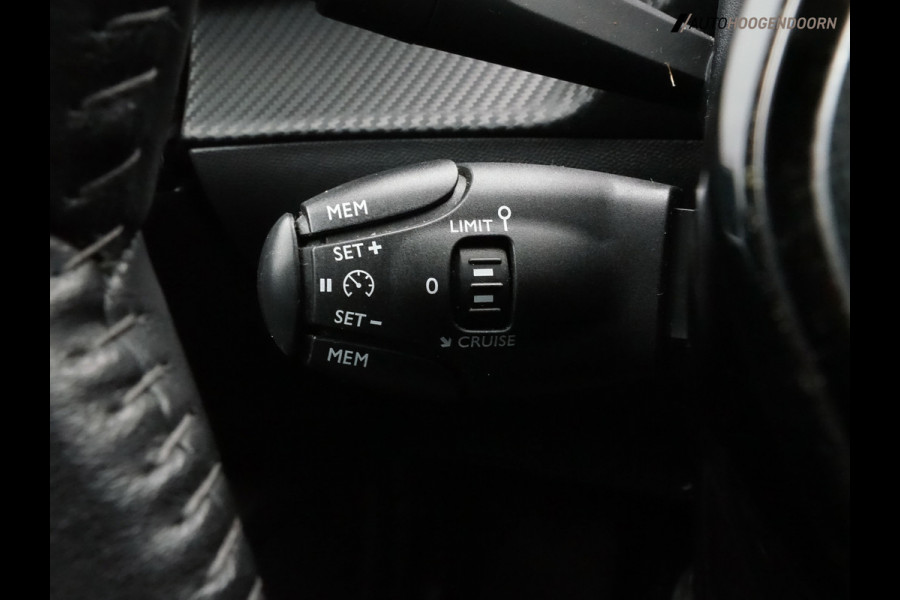 Peugeot 2008 1.2 PureTech Active Pack Luxe (APPLE CARPLAY,CRUISE,PARKEERSENSOREN,LM-VELGEN,COMFORT-STOELEN,LED,TOPCONDITIE)