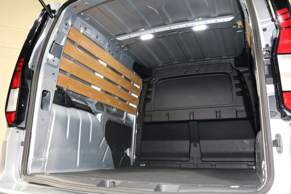 Volkswagen Caddy 2.0 TDI 102pk Euro 6 Airco Navigatie Apple Carplay Camera